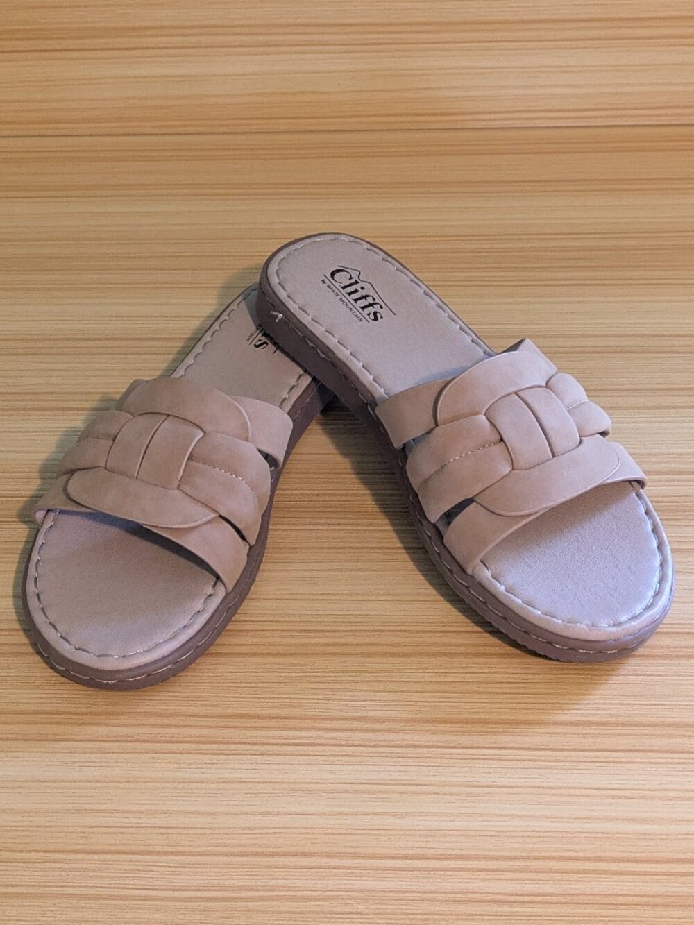 Cliffs by White Mountain Squarely Tan Sandals